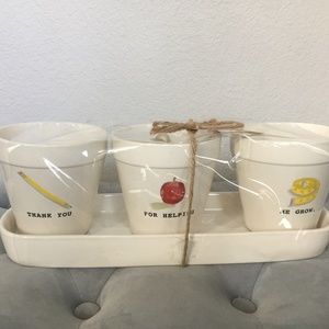 Rae Dunn Planter Set with Tray